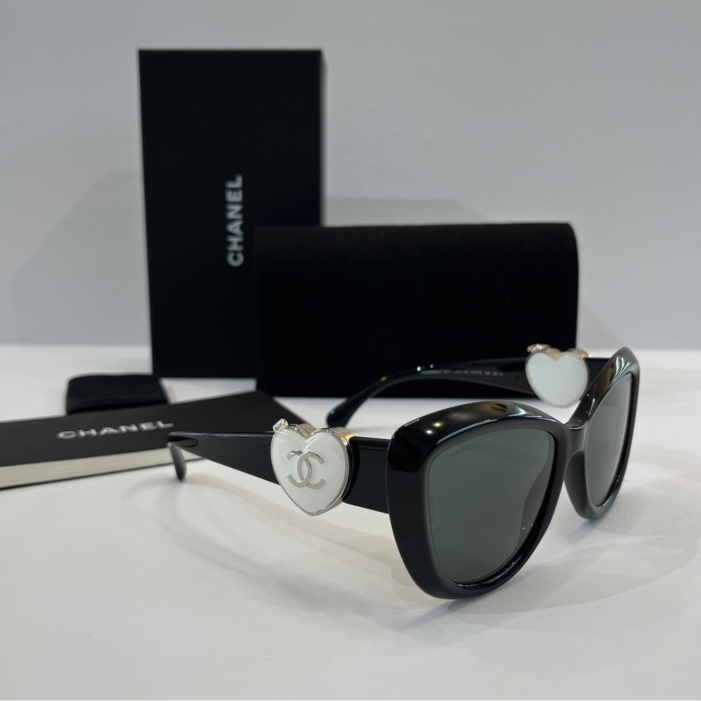 AUTHENTIC CHANEL 5517 Black & Silver Sunglasses